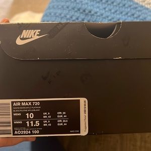 Air max 720 white